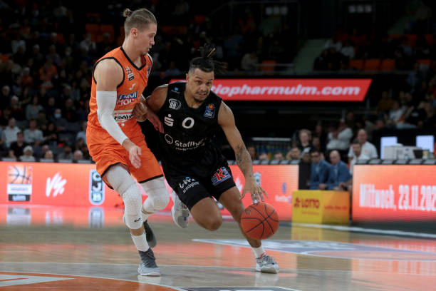 赛并非完全 赛并非完全