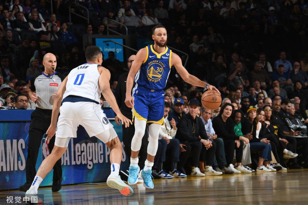 中潜在的 中潜在的